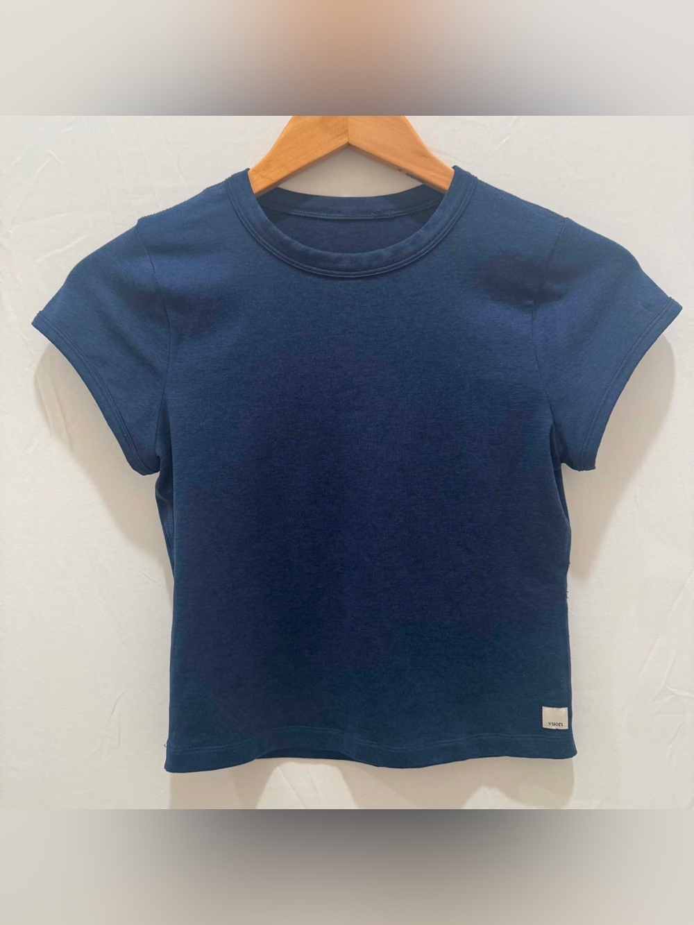 Vuori Women's Short Sleeve Crewneck Tee - Navy S